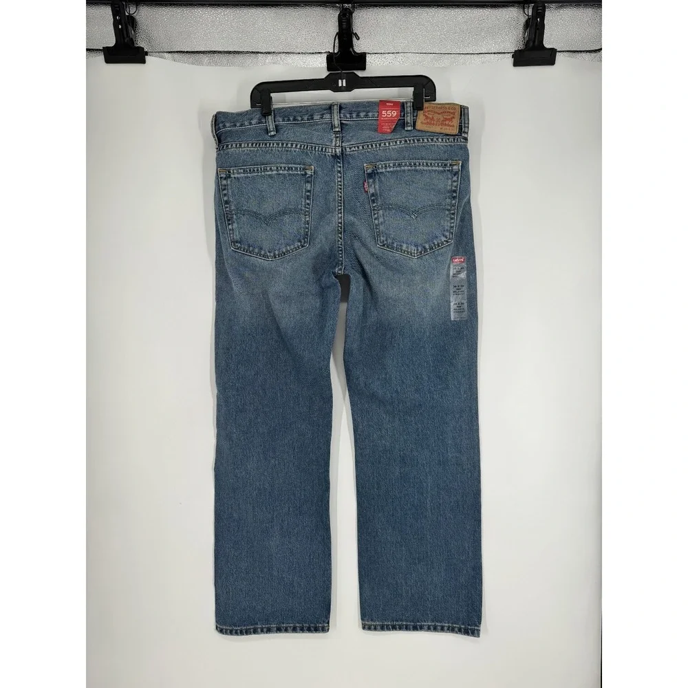 Levis levis 559